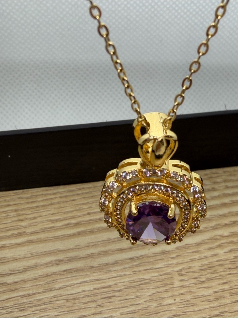 Gold Pendant Necklace with Purple Crystal Halo - Elegant Women's Jewelry - Picture 3 of 5